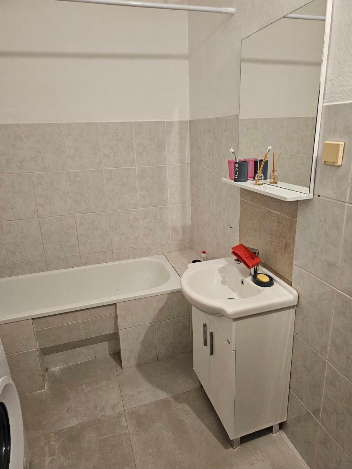 Apartman Na Rijeci Cijevni Подгориця Екстер'єр фото